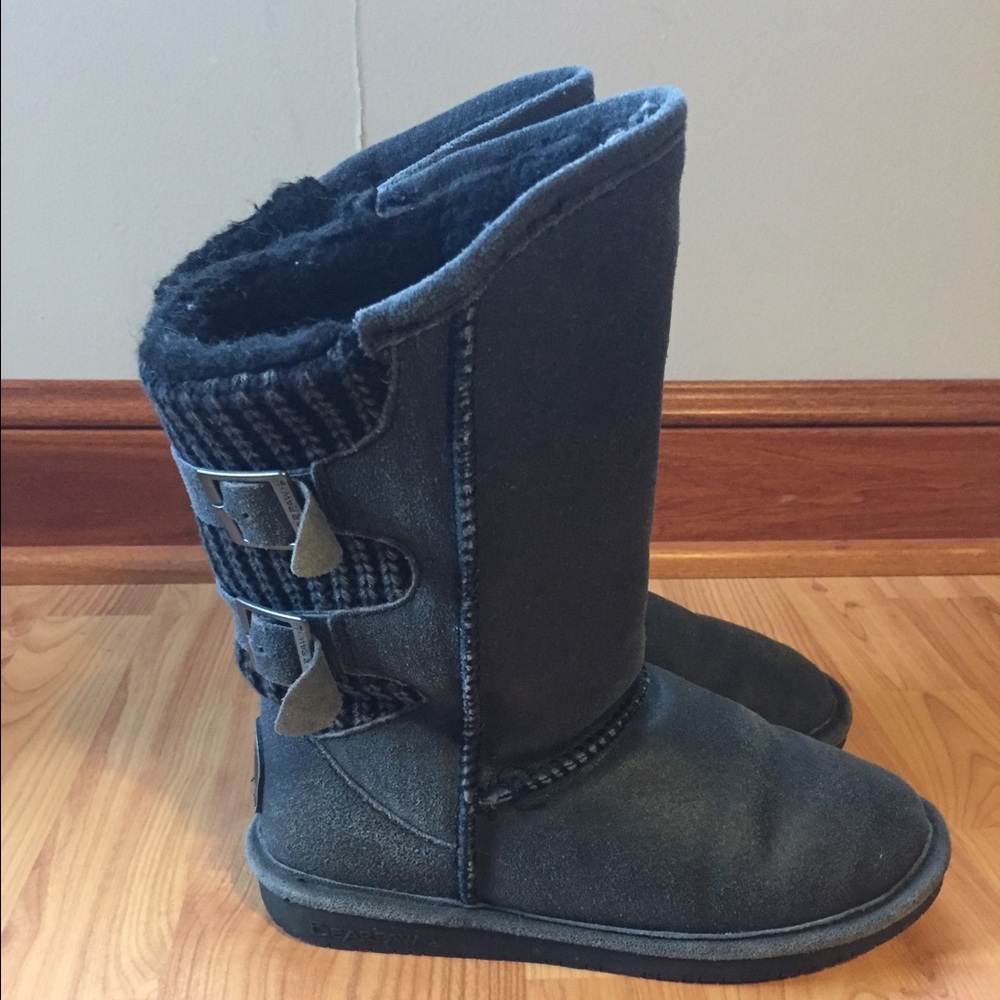 Bearpaw boots size 7